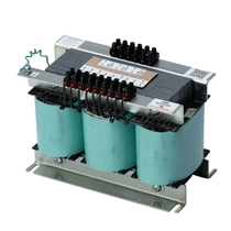 TRAFO TRIF 820VA, TP 220/380V, TS -